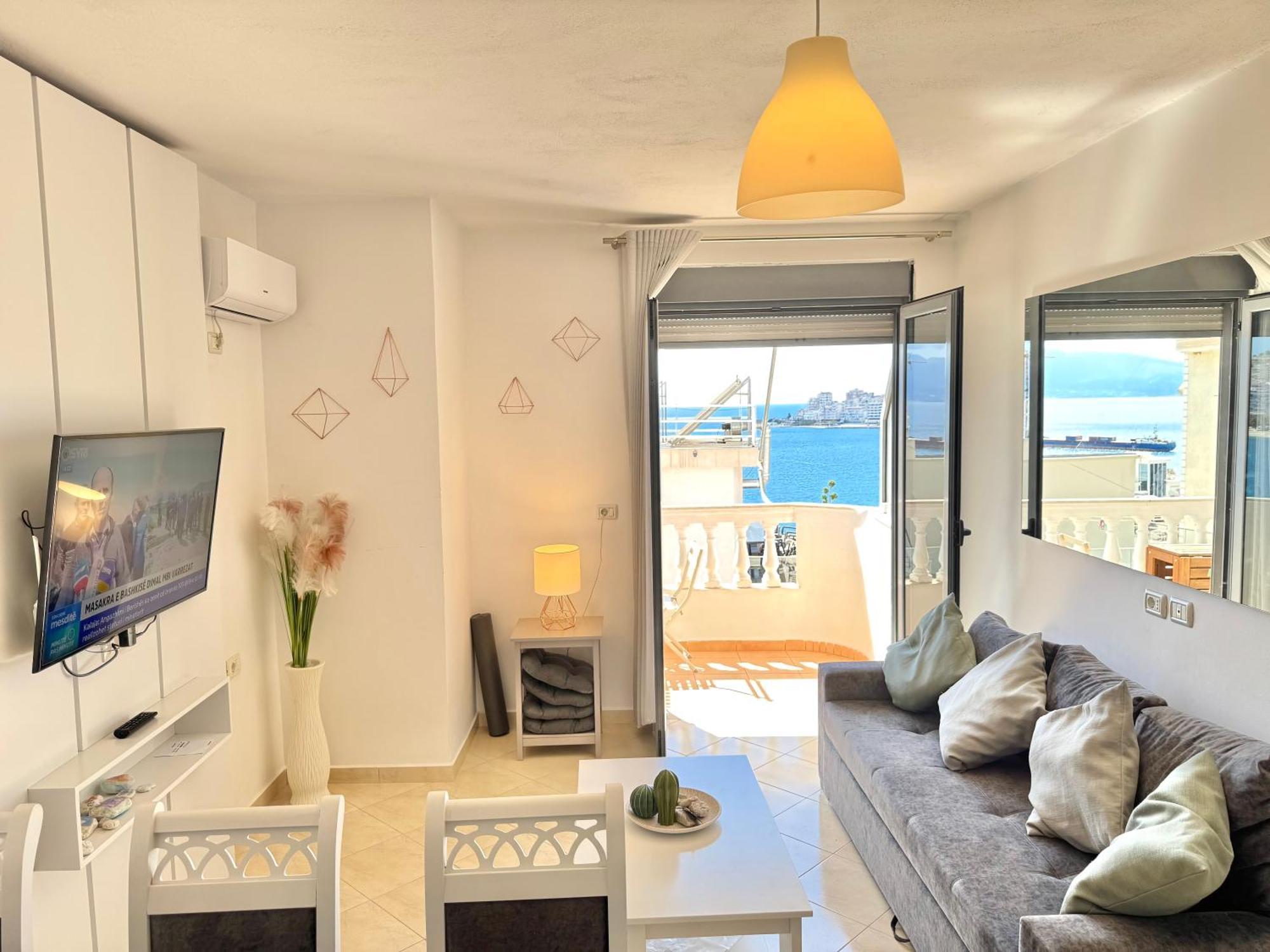 Sun & Sea Apartment Saranda Εξωτερικό φωτογραφία